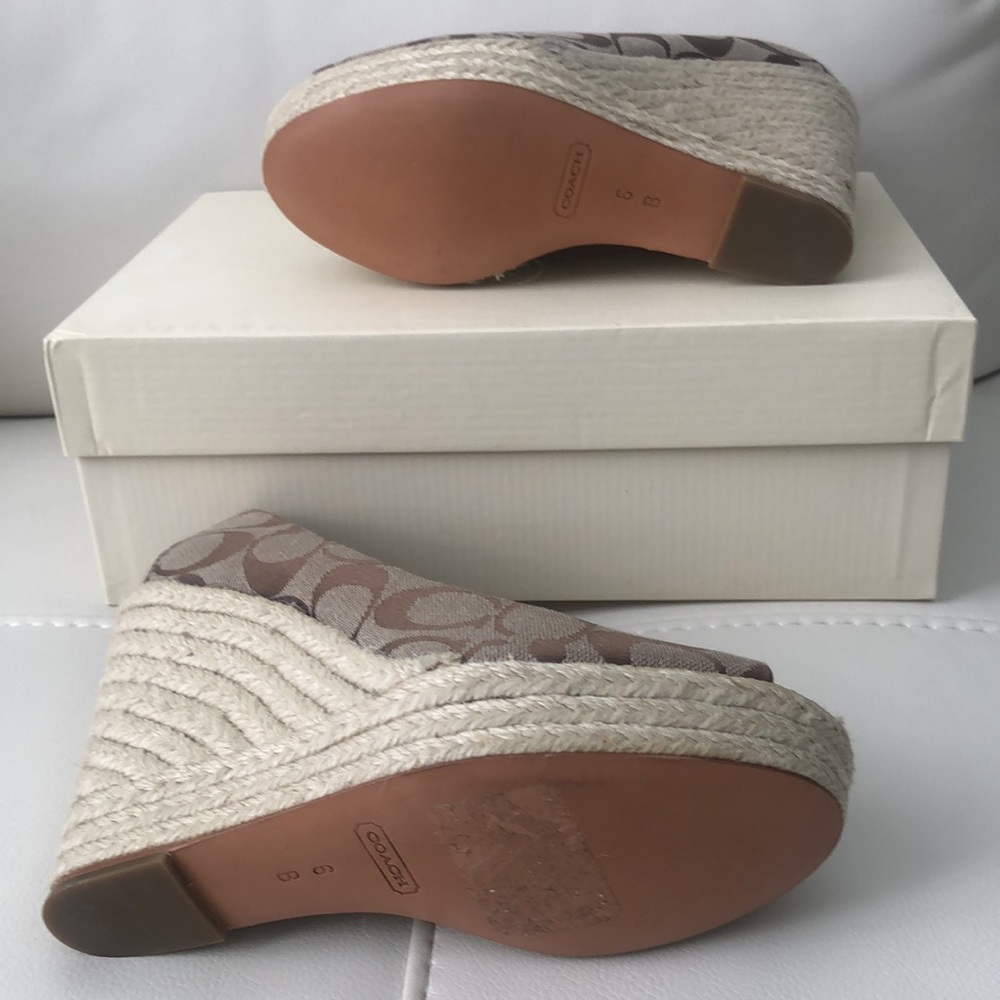 COACH | Signature Peep Toe Wedges size 6 - Picture 3 of 6